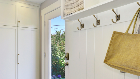 Мебельный крючок GERALD K216AB.8 (AB - Старинная латунь)